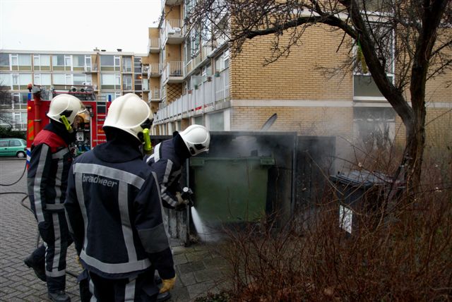 2009/33/20090119a 005 Einsteinlaan containerbrand.jpg